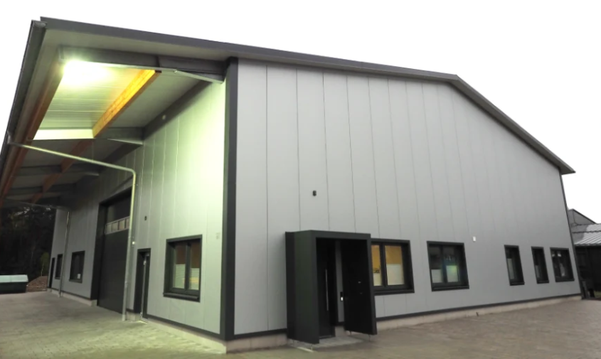 Produktionshalle mit einer Fläche von 500 m²